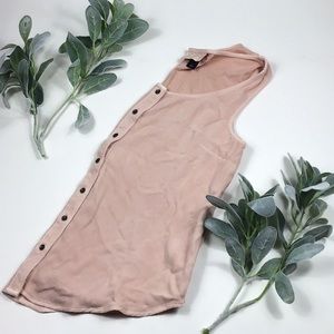 Universal Thread > Peach > Buttoned > Tank Top > S